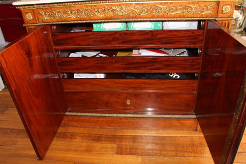 Buffet d'Apparat timbrato con