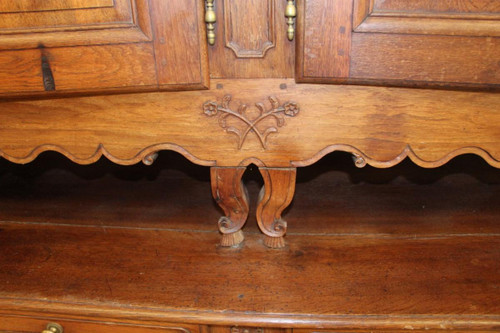 Buffet Due Edifici del Castello 8 Porte del XVIII Secolo