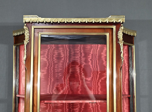 Vitrine en Acajou, style Transition Louis XV Louis XVI – 1re partie XXe