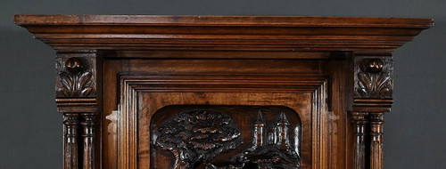 Rare Petit Cabinet Renaissance en Noyer Massif – 2ème partie XIXe