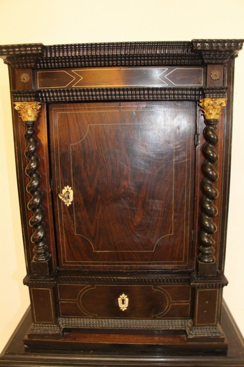Cabinet XVIIeme En Palissandre Et Filet d'étain