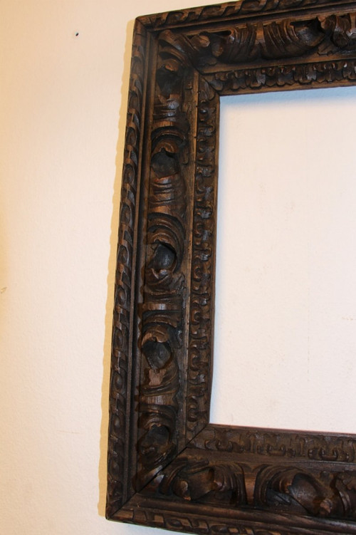 Cadre XVIIeme En Chene Sculpté De Feuilles d'Acanthe