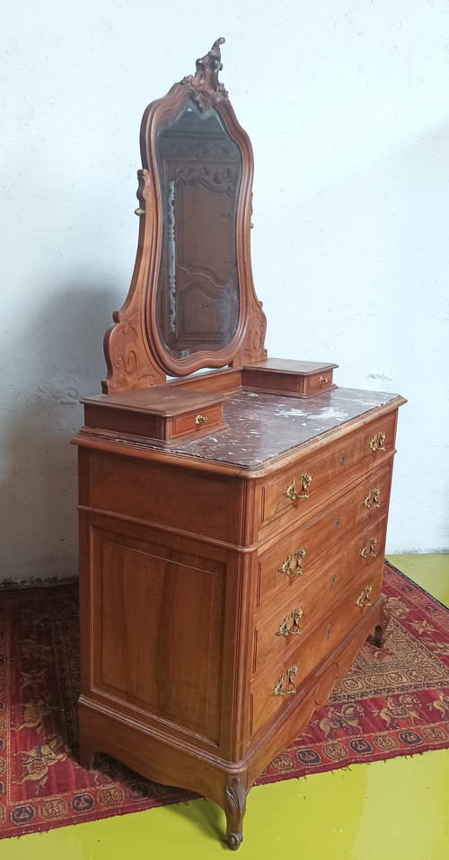 Frisierkommode Louis XV aus Nussbaumholz