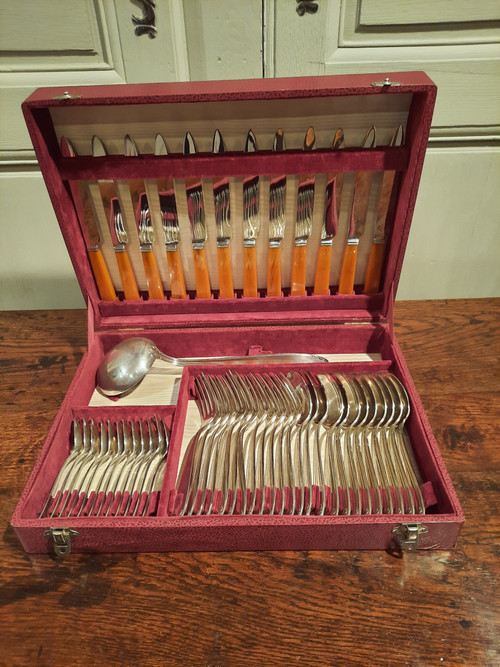 Twentieth century silver-plated household set, Circa 1930.