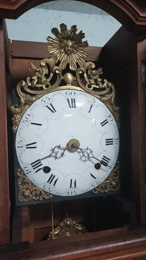 Provençal Comtoise clock in walnut