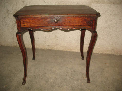18th century Louis XV elm writing desk with 1 large drawer