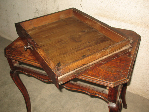 18th century Louis XV elm writing desk with 1 large drawer