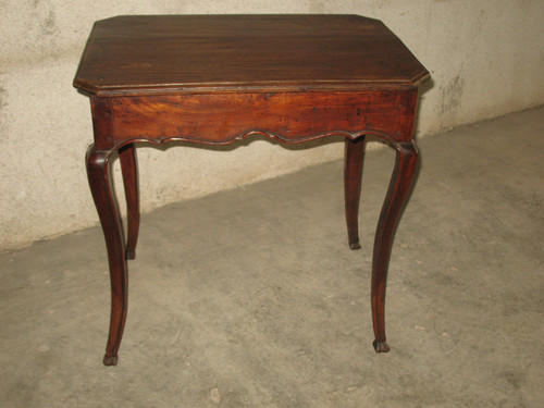 18th century Louis XV elm writing desk with 1 large drawer