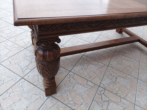 Table style Renaissance en chêne