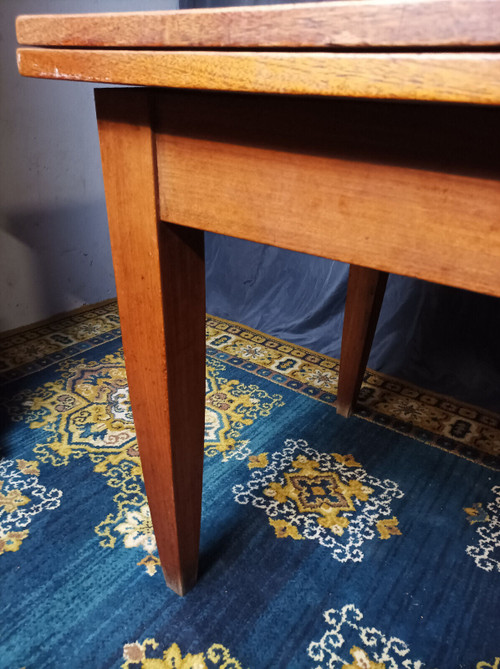 Vintage oak extensible table