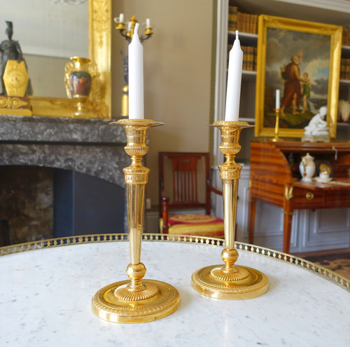 Ravrio - paire de flambeaux d'époque Empire en bronze doré modèle du Château de Fontainebleau