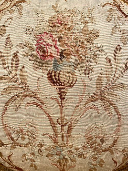 Poltrona in legno dorato in stile Luigi XVI, fine XIX o inizio XX secolo