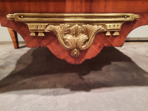 Chiffoniere in stile Luigi XVI in intarsio del XIX secolo.