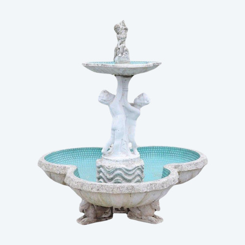 Fontaine De Jardin Néoclassique Avec Statue