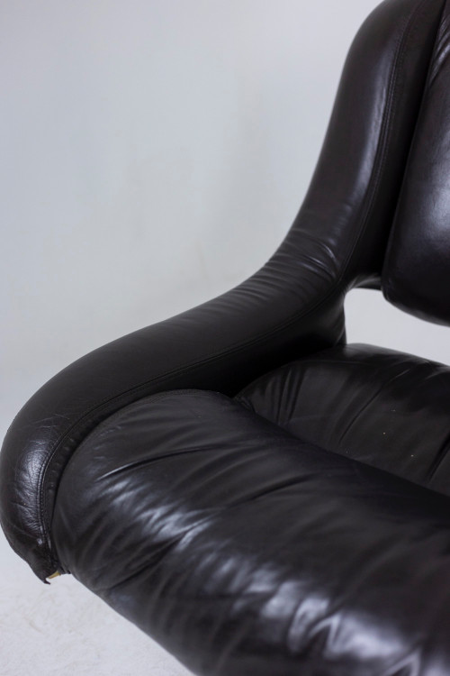 Soggiorno in metallo e pelle. Anni '70 LS57905650/5G