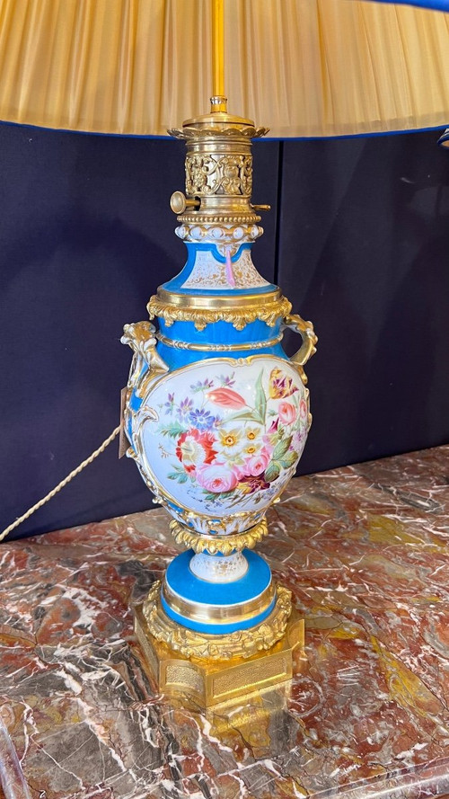 Coppia di lampade in porcellana di Parigi