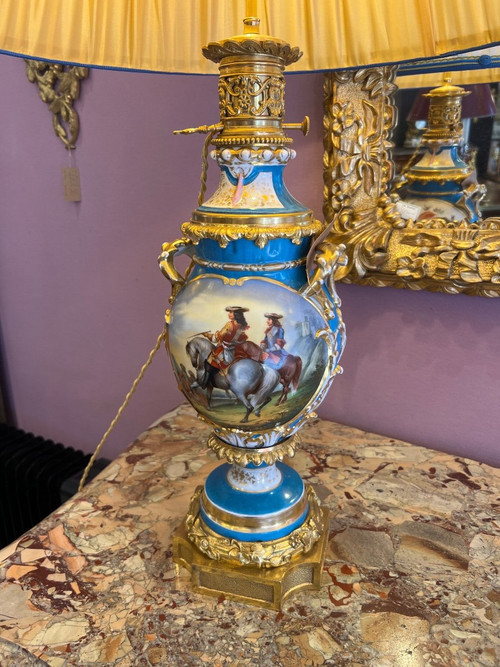 Coppia di lampade in porcellana di Parigi