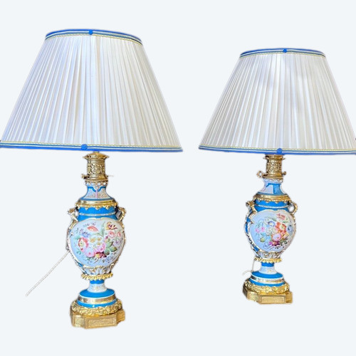 Coppia di lampade in porcellana di Parigi