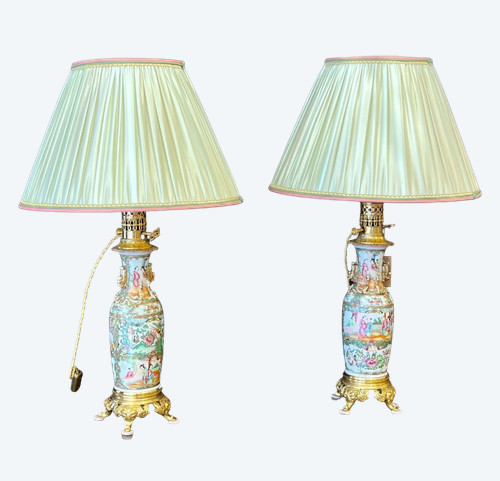 Coppia di lampade in porcellana di Canton