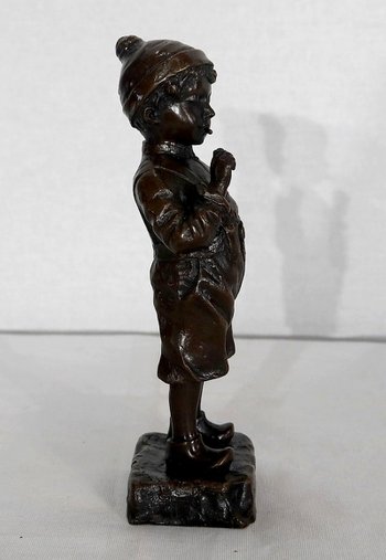 Bronzo "Il piccolo fumatore" di J. Schmidt-Felling - seconda metà del 19° secolo