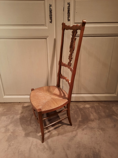 Pair of low cherry changing chairs from the 19th century.