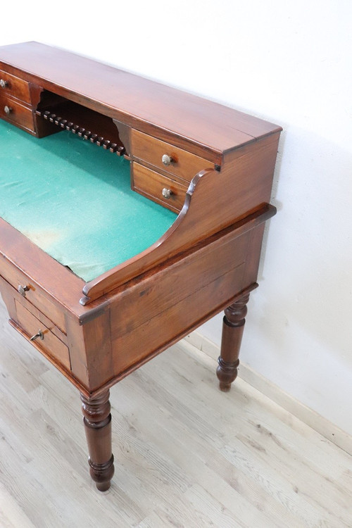 Elegante scrittoio italiano antico 