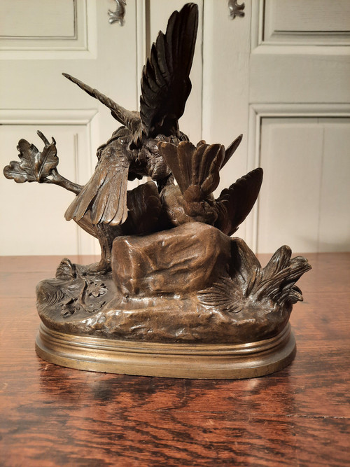 Bronze sculpture representing two birds, signed J. Moigniez from the 19th century.