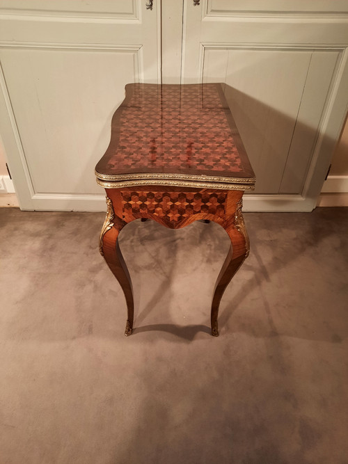 Table à jeu en marqueterie d’époque Napoléon III.