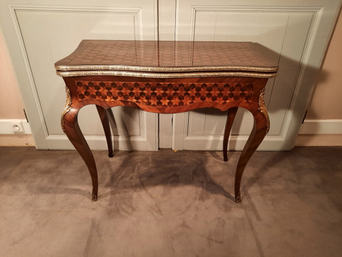 Table à jeu en marqueterie d’époque Napoléon III.