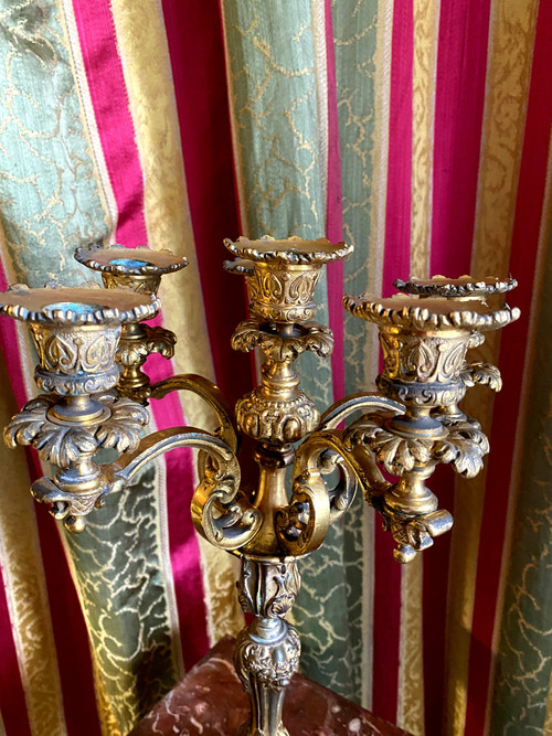  Beautiful solid bronze candlestick in Louis XV style from the N. III period gilded with mercury with 6 branches