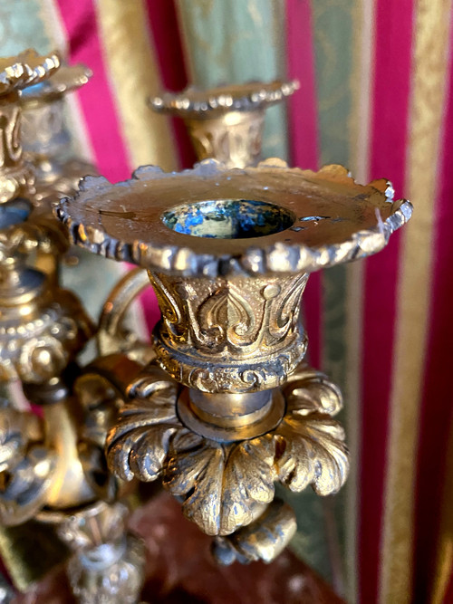  Beautiful solid bronze candlestick in Louis XV style from the N. III period gilded with mercury with 6 branches