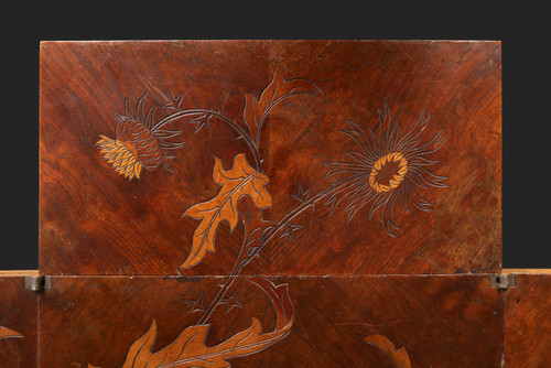 Game Table in Walnut and Veneer Marquetry with Floral Thistle Decoration (c. 1910) EMILE GALLE: