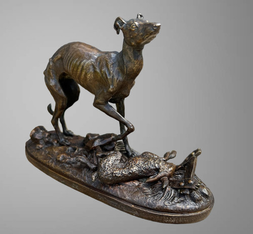 Bronze ancien du XIXe siècle patiné signé Beloc représentant un lévrier 