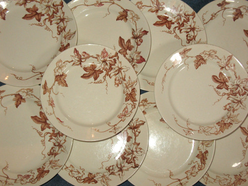 10 Lunéville earthenware plates with brown ivy decor, Art Nouveau period