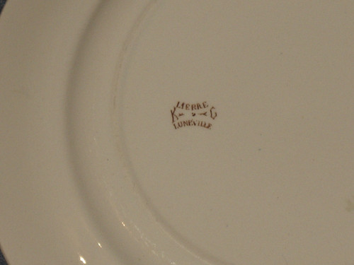10 Lunéville earthenware plates with brown ivy decor, Art Nouveau period