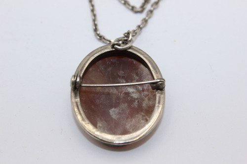 Spilla con cammeo con montatura in argento, 1900 circa