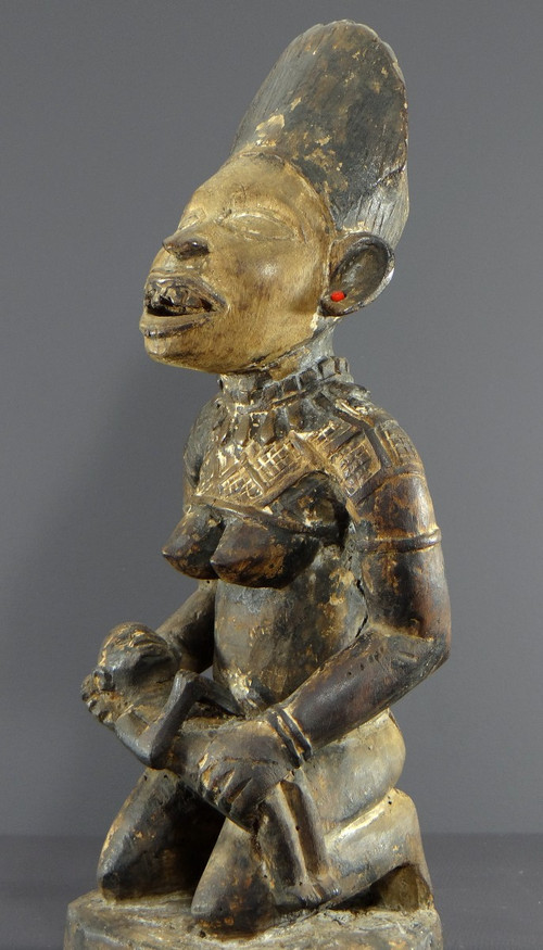 République Démocratique Du Congo, Peuple Yombe, Sculpture En Bois Sculpté, XXème Siècle.