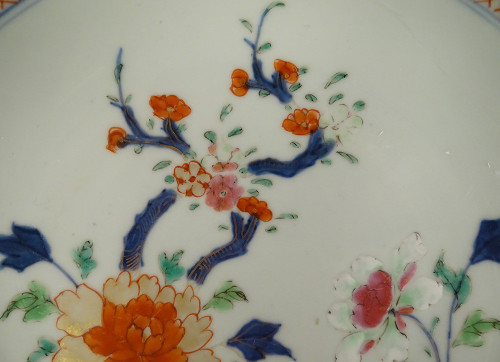 Coppia Piatti Cavi in Porcellana Cina Imari Fiori Peonie Qianlong XVIII Secolo