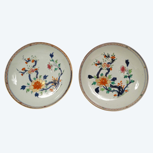 Coppia Piatti Cavi in Porcellana Cina Imari Fiori Peonie Qianlong XVIII Secolo