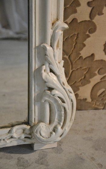 Grand miroir de style Louis XV rocaille