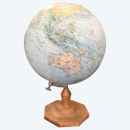 Globe terrestre année 40