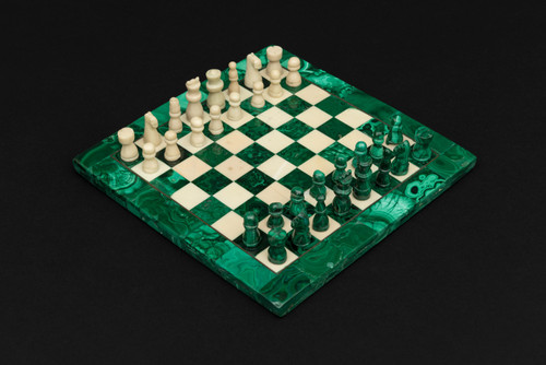 Small square chessboard in malachite and marble: