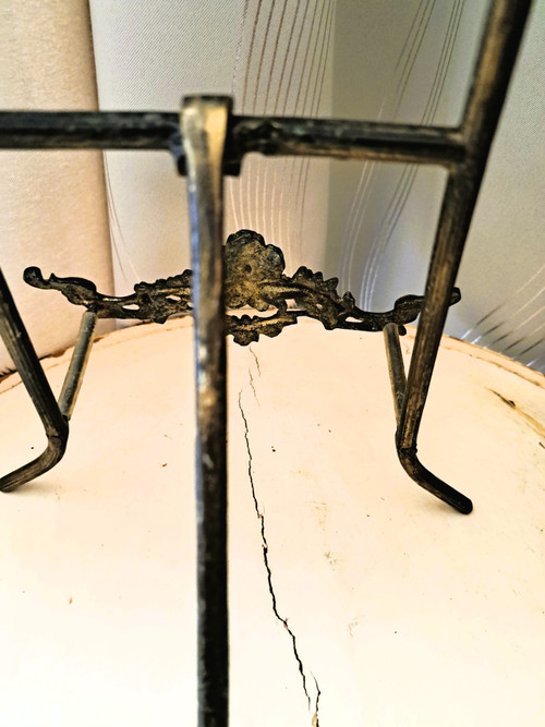 Old Gilt Bronze Frame Support from the Early 20th Century in Louis XV Style 