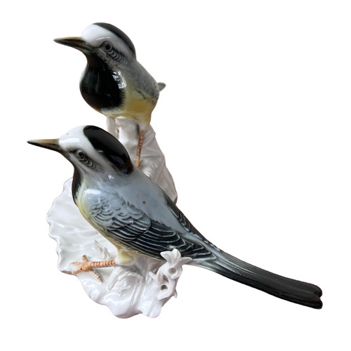 Set of two porcelain birds signed Karl Ens 