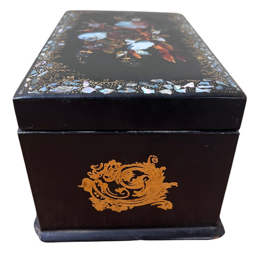 Small blackened wooden tea box with mother-of-pearl - Bird decoration - Napoleon III Period - 19th Century