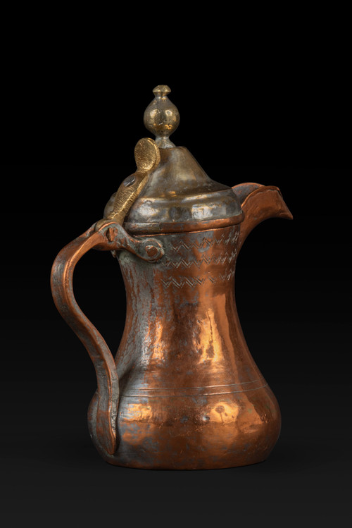 DALLAH Coffee Pot: 
