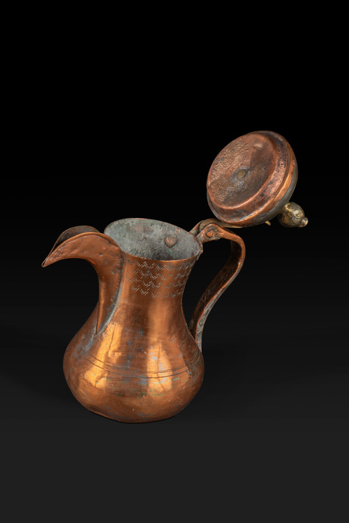 DALLAH Coffee Pot: 