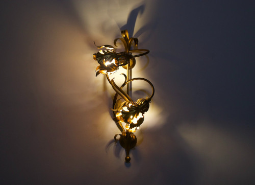 Florentine wall light.