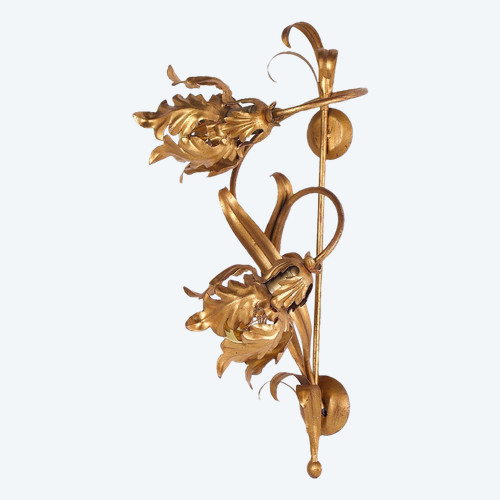 Florentine wall light.
