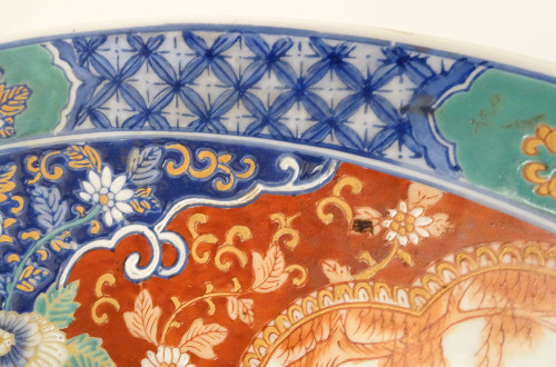 Große Platte Porzellan Imari Japan Pferde Blumen Schmetterlinge 46,5cm Anfang 20.
